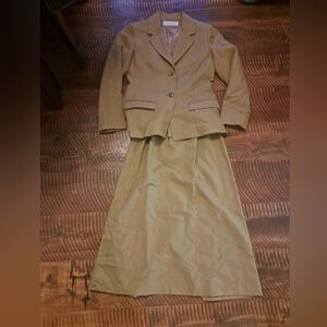 Pendleton 100% Virgin Wool Tan Suit Set Blazer Skirt Size 7-8